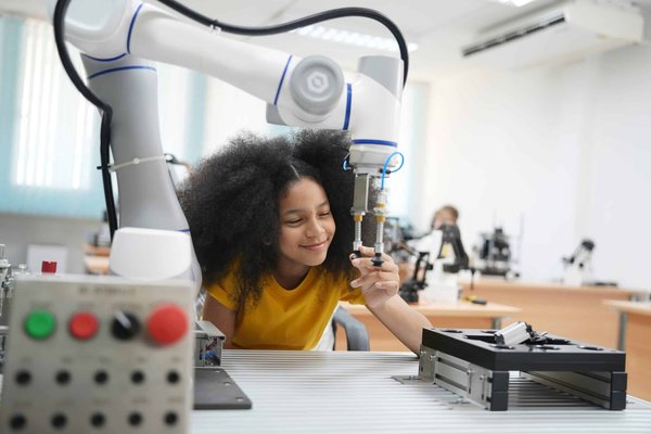 How Can UK Businesses Use Augmented Reality for Product Prototyping?